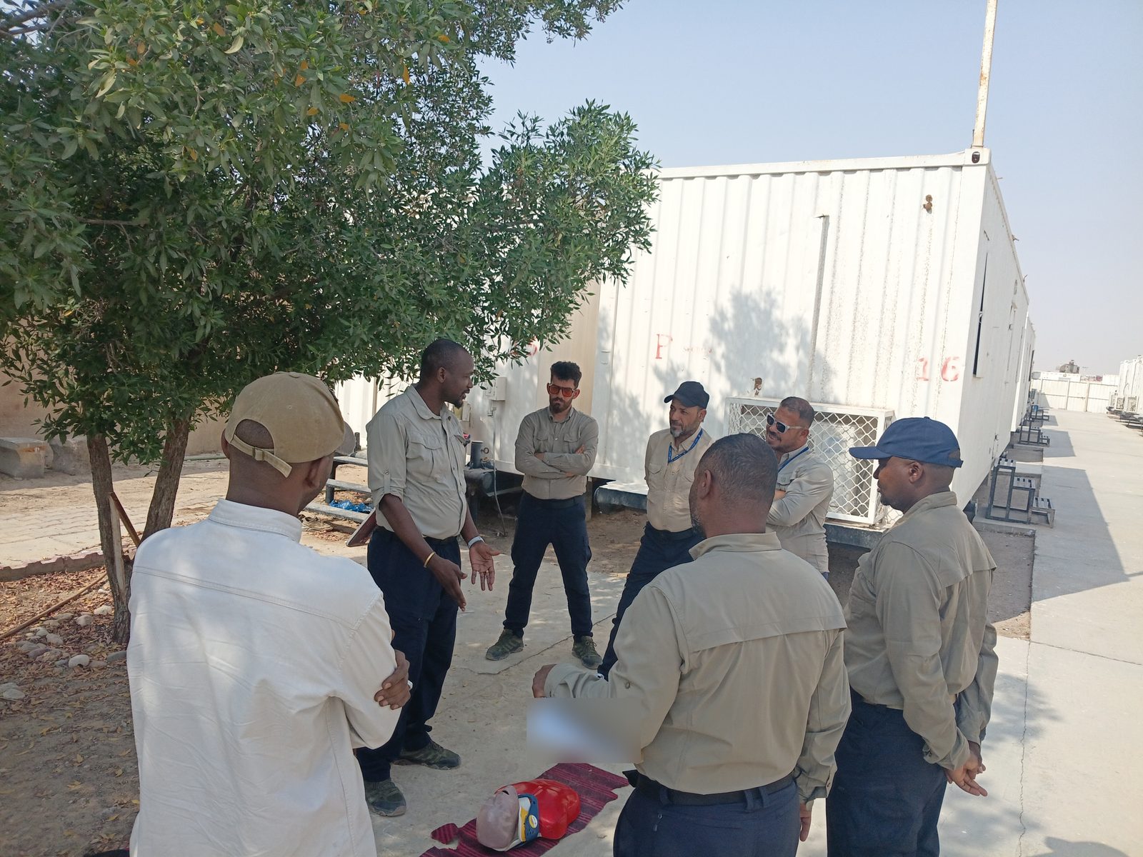 Team briefing before a first-aid exercise